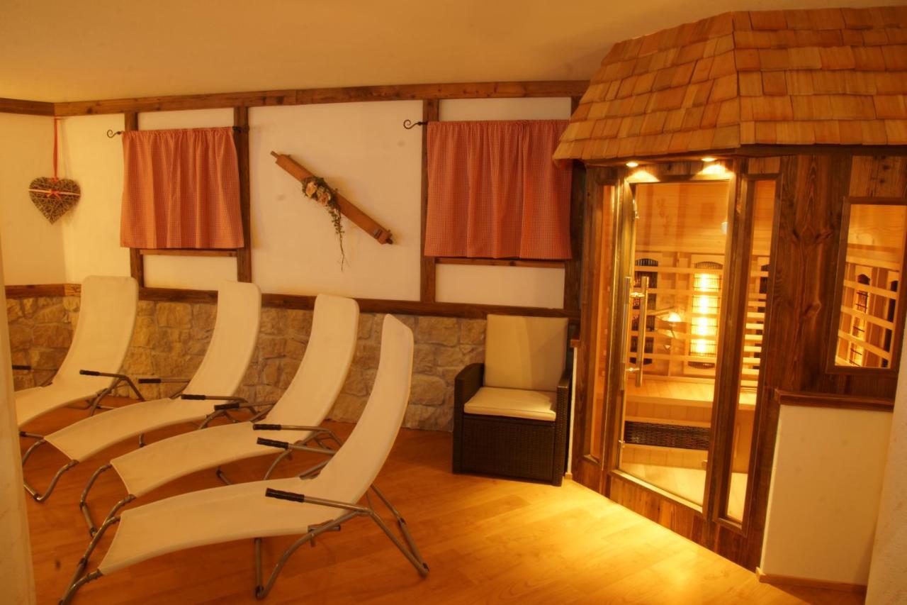 Hotel Akelei Brunico Luaran gambar