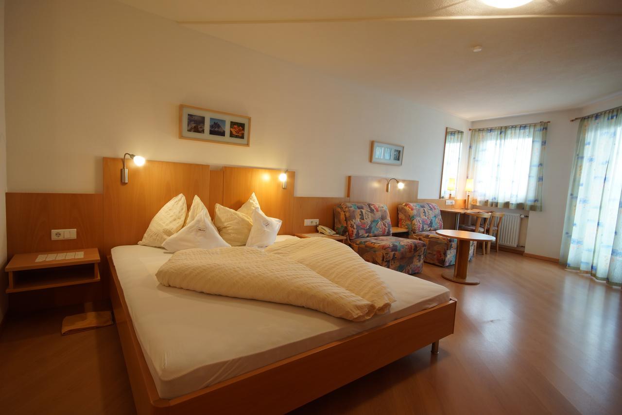 Hotel Akelei Brunico Luaran gambar